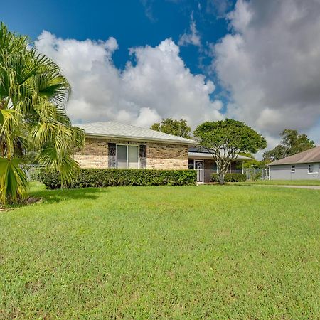 Spring Hill Retreat With Heated Pool And 4-In-1 Grill Villa Exterior photo