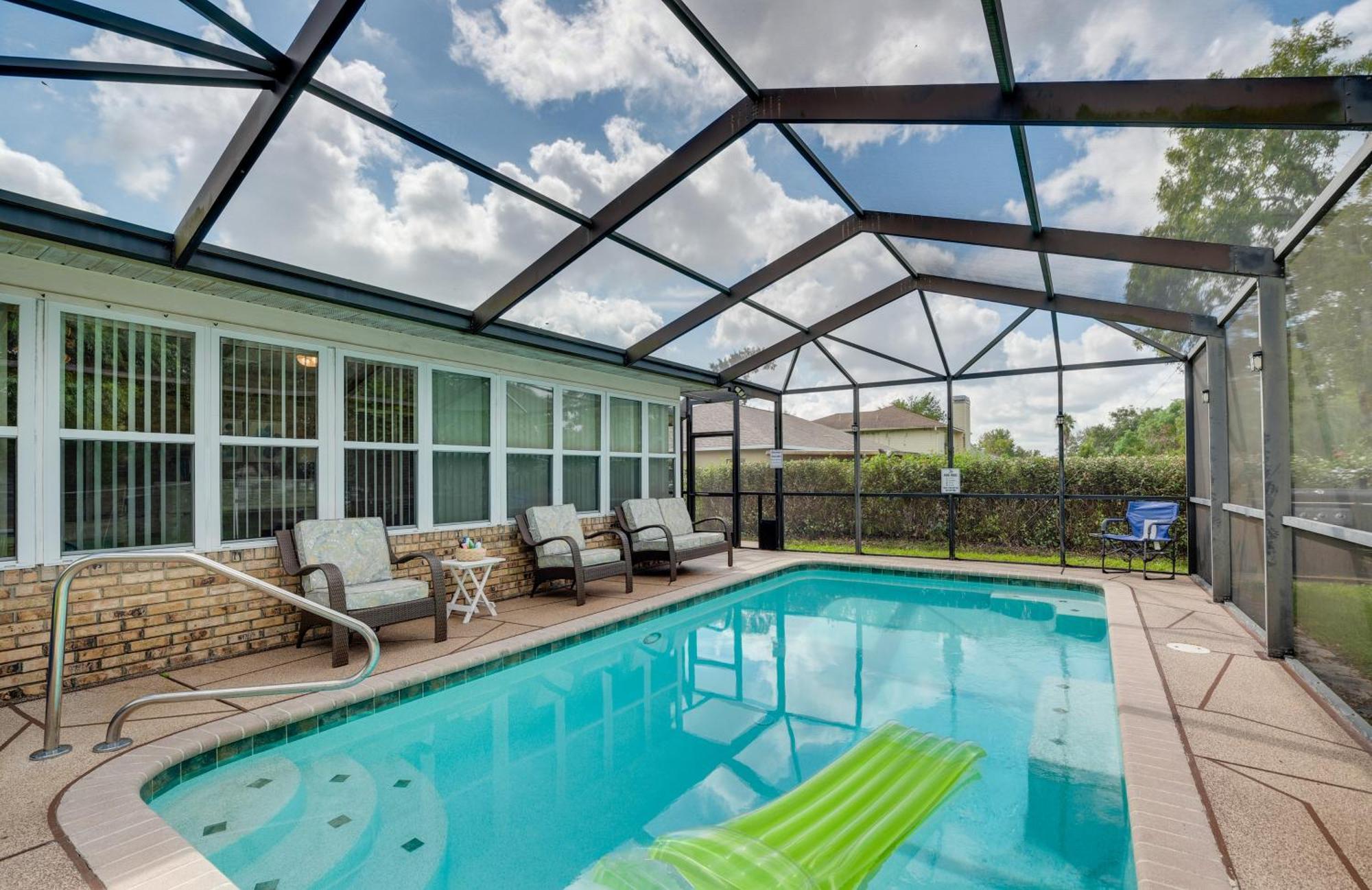 Spring Hill Retreat With Heated Pool And 4-In-1 Grill Villa Exterior photo